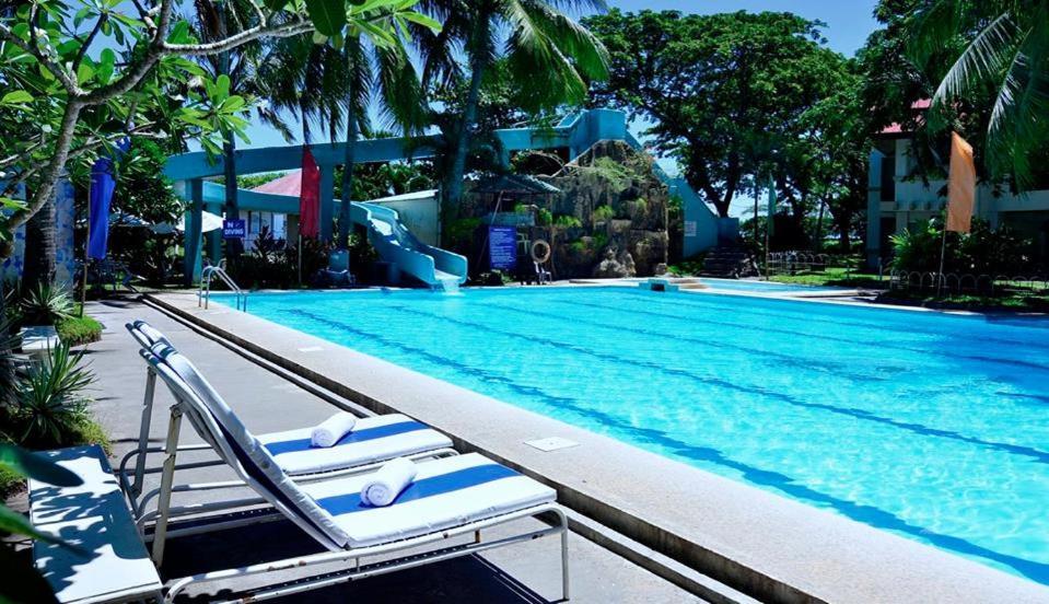 Palmas Del Mar Hotel Bacolod Exterior foto